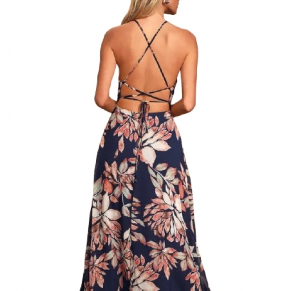NWOT Lulus Adventure Seeker Floral Backless Maxi Dress Size Small